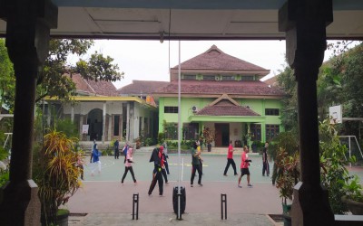 SMANDA Tangguh Jaga Kesehatan (Olahraga Bersama Guru dan Karyawan)